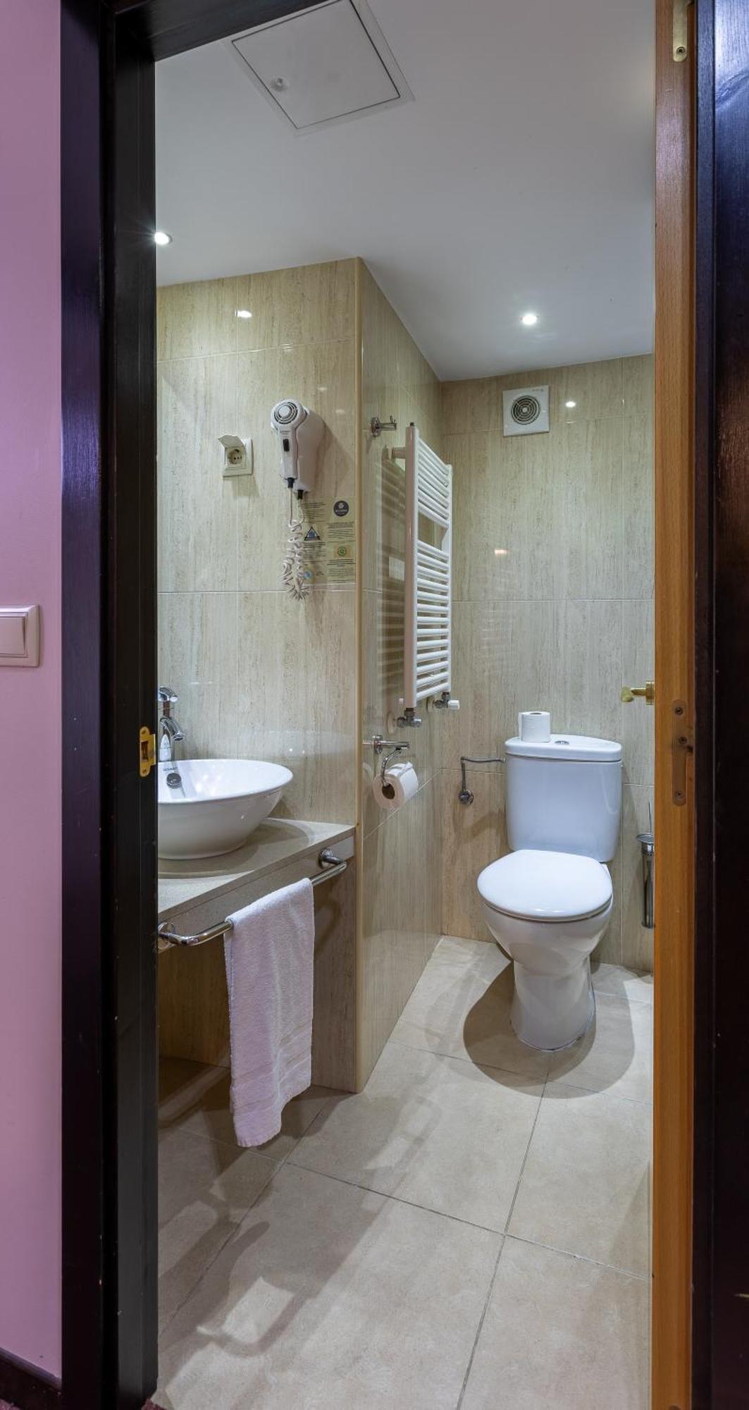Hotel Micolau 阿林萨尔 外观 照片