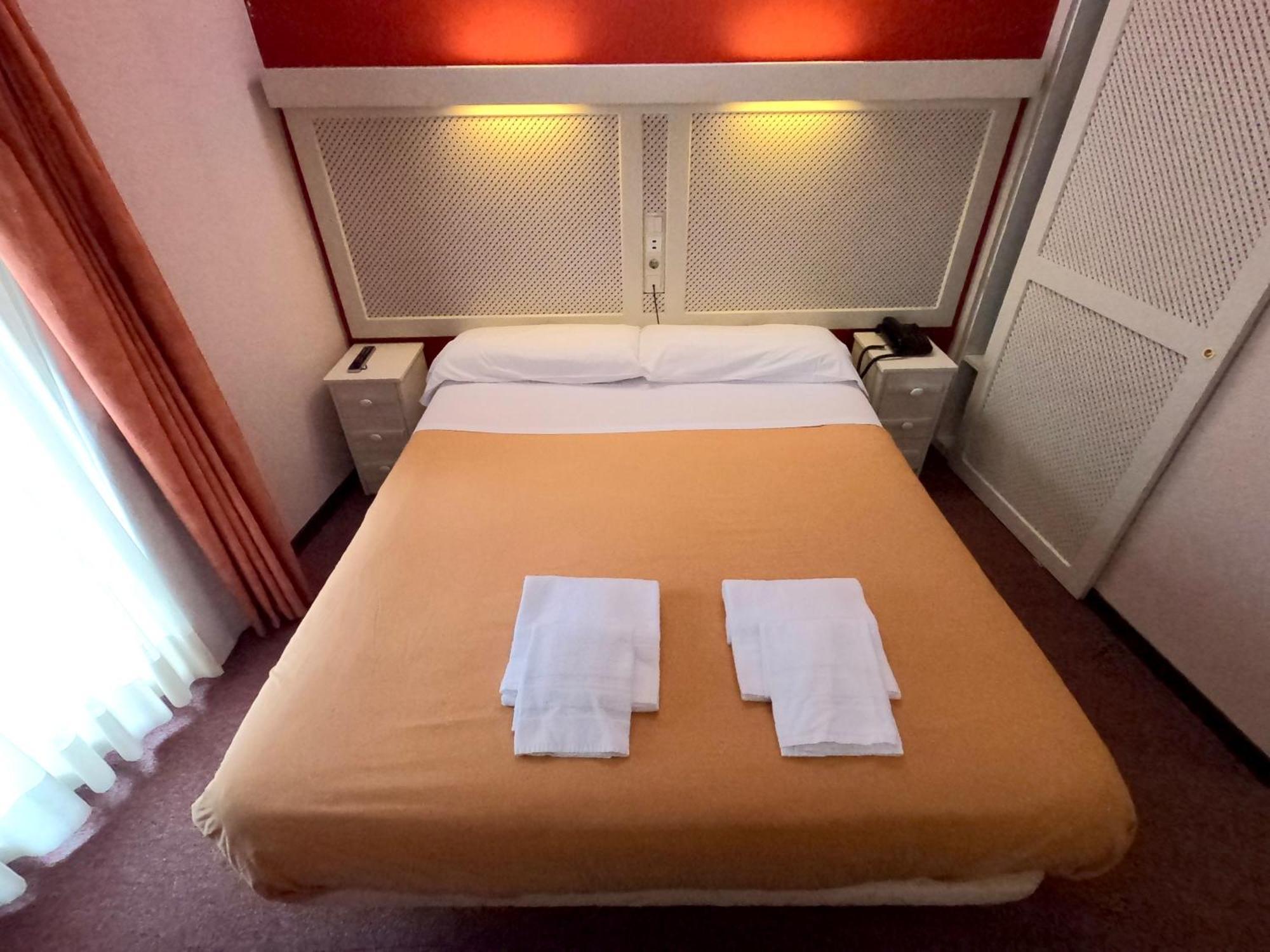 Hotel Micolau 阿林萨尔 外观 照片